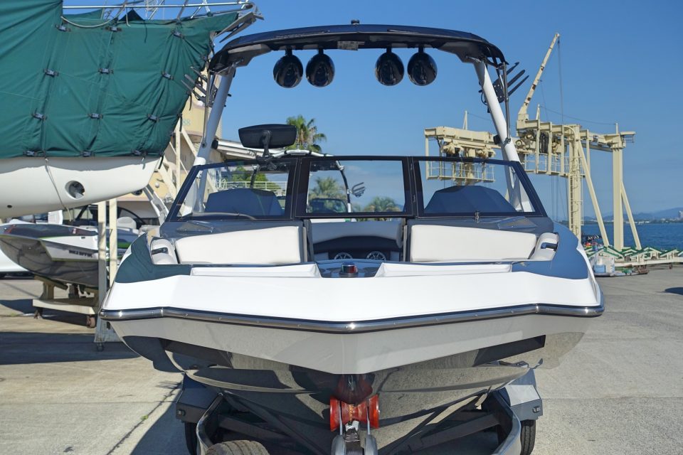 Axis Boat アクシスボート A22 2017 New arrival ウェイクサーフィン仕様 ボート情報 琵琶湖マリーナ