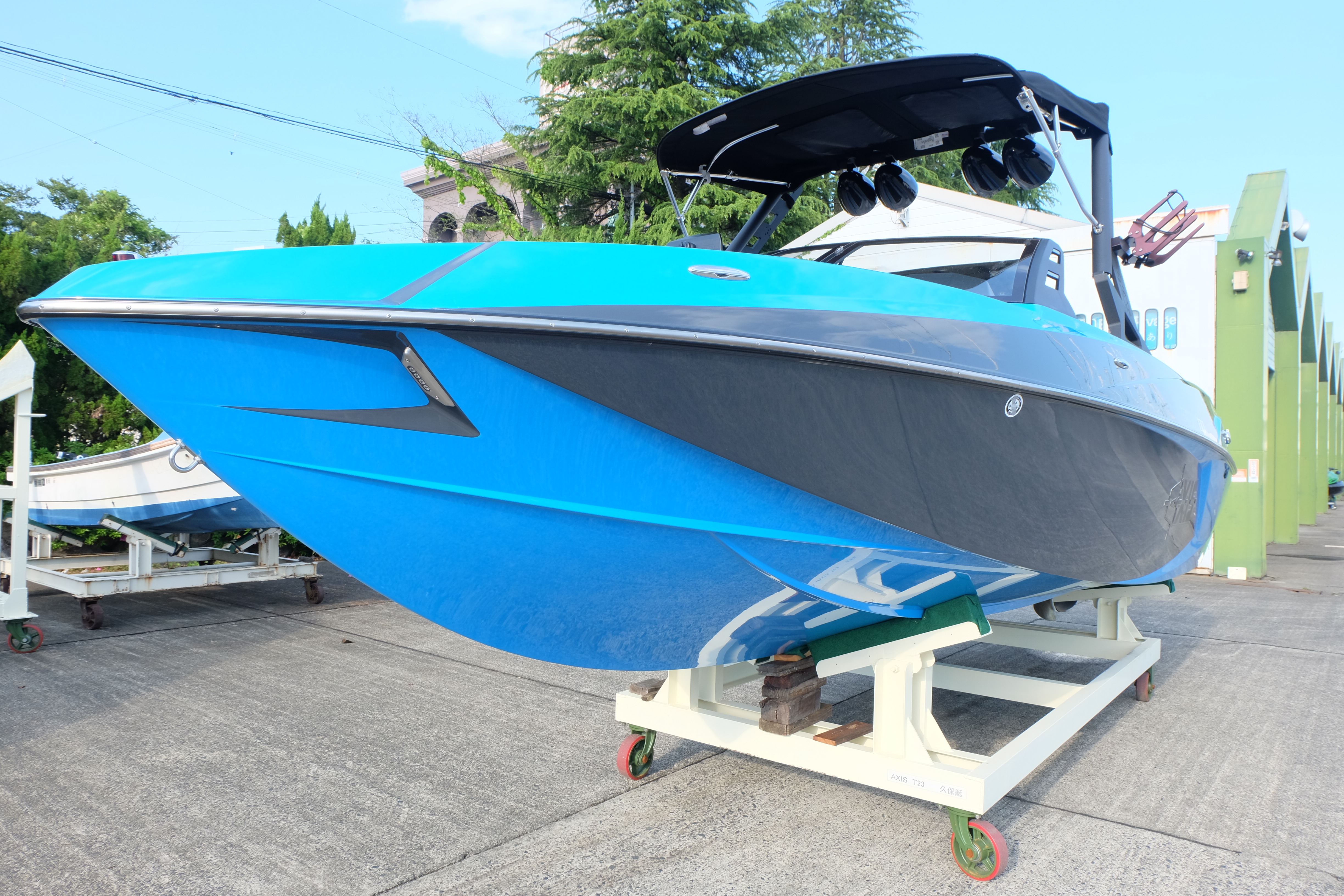 Axis Boat｜アクシスボート T23 2017Model ボート情報 琵琶湖マリーナ【ロータリーピア88】 ウェイク
