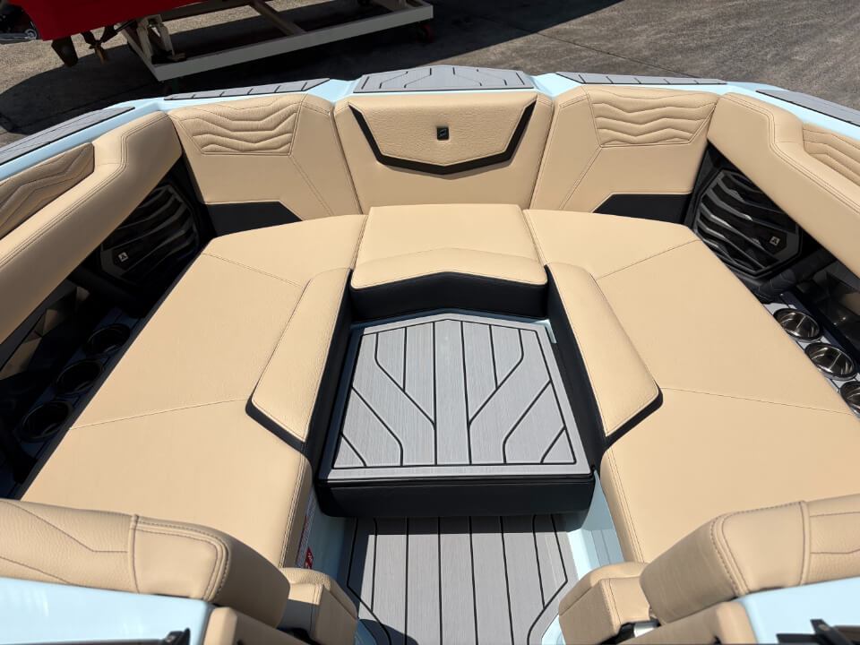 スーパーエアーノーティック G23 2026年モデル バウ写真