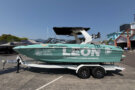 センチュリオン LEON muta コラボ艇 左舷全形写真