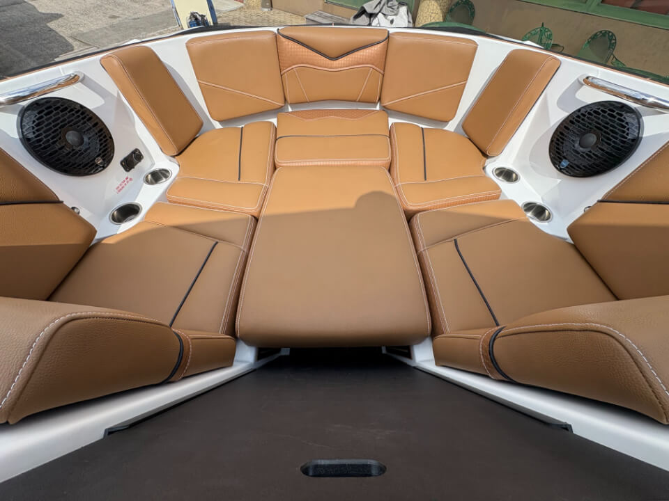 シュプリーム　ZS212　2022年モデル　バウ写真