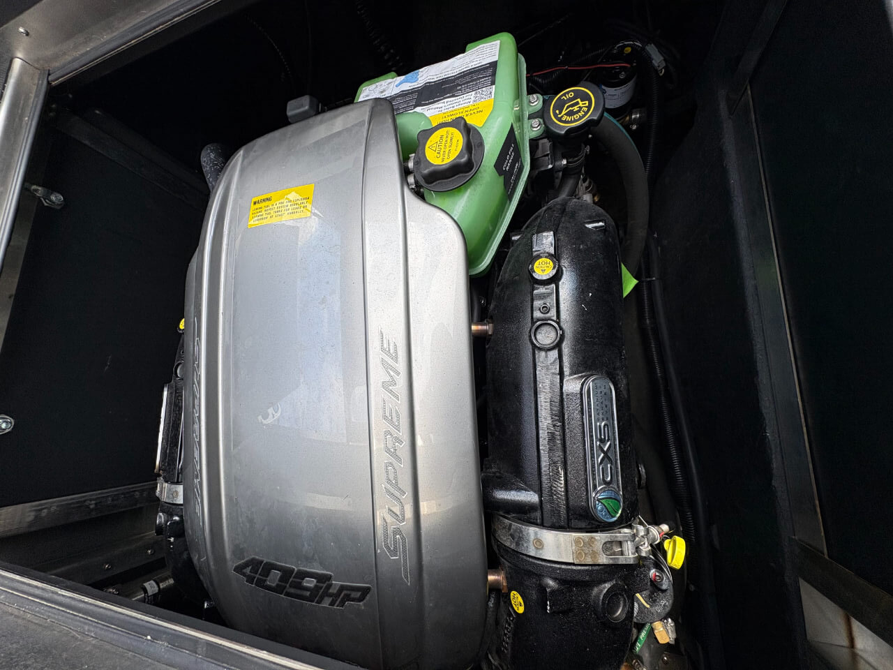 シュプリーム　ZS212　2022年モデル　エンジン写真