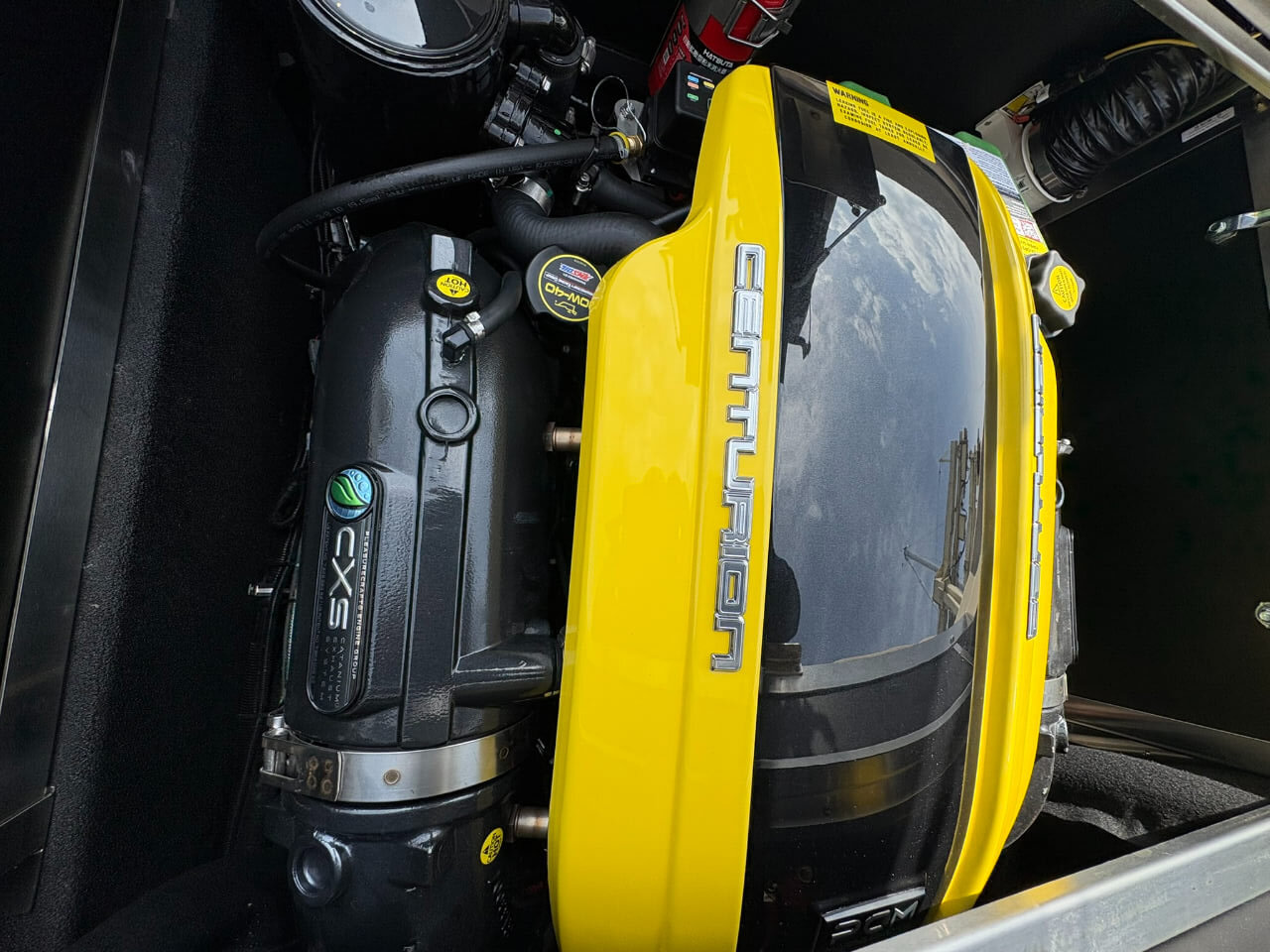 センチュリオン　Ri245　ムータデザイン　2026年モデル エンジン写真