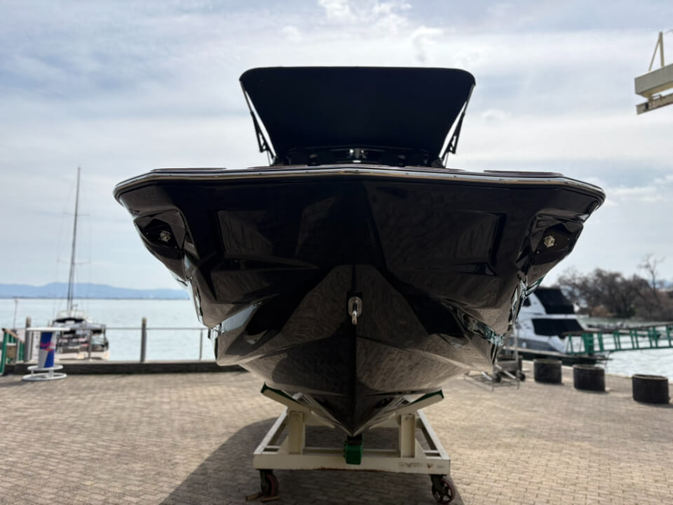 センチュリオン Nv243　ムータレオン　2026年モデル　正面