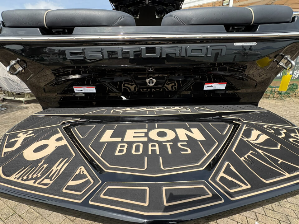 センチュリオン Nv243　ムータレオン　2026年モデル　ステップ