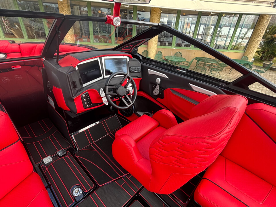 センチュリオン　Ri230　2024年モデル　コックピット