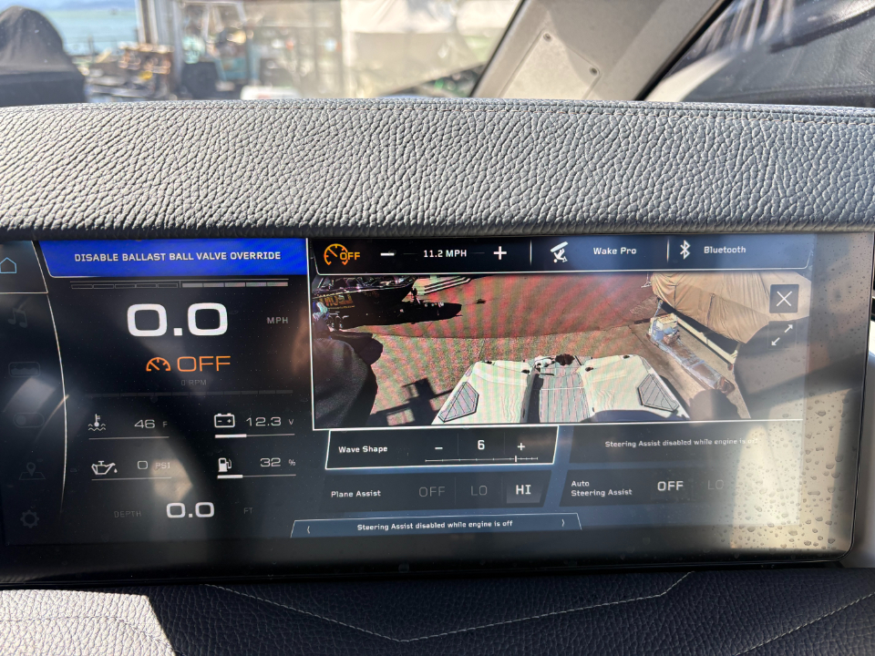 ノーティックボート G23 2026年モデル コントロールパネル