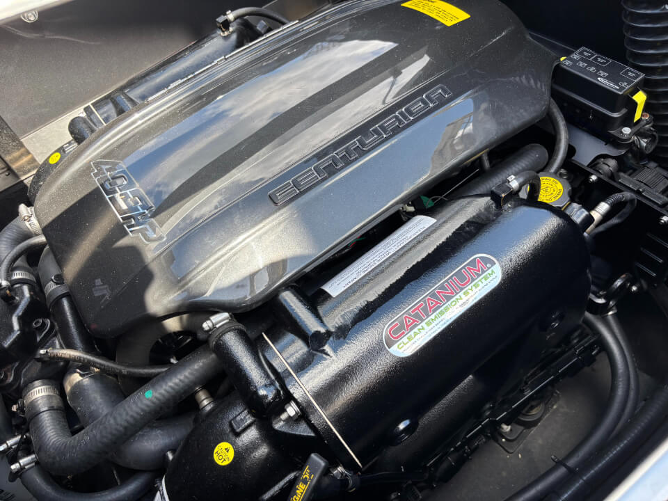 CENTURION Fi21 2019modelエンジン写真