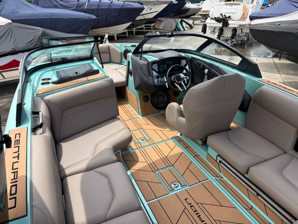 センチュリオン Vi22 2020年モデルメインフロアー写真